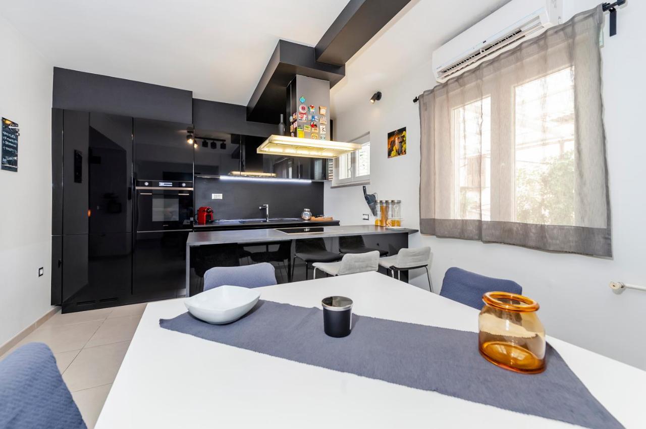 Apartment Cave Rovinj Buitenkant foto