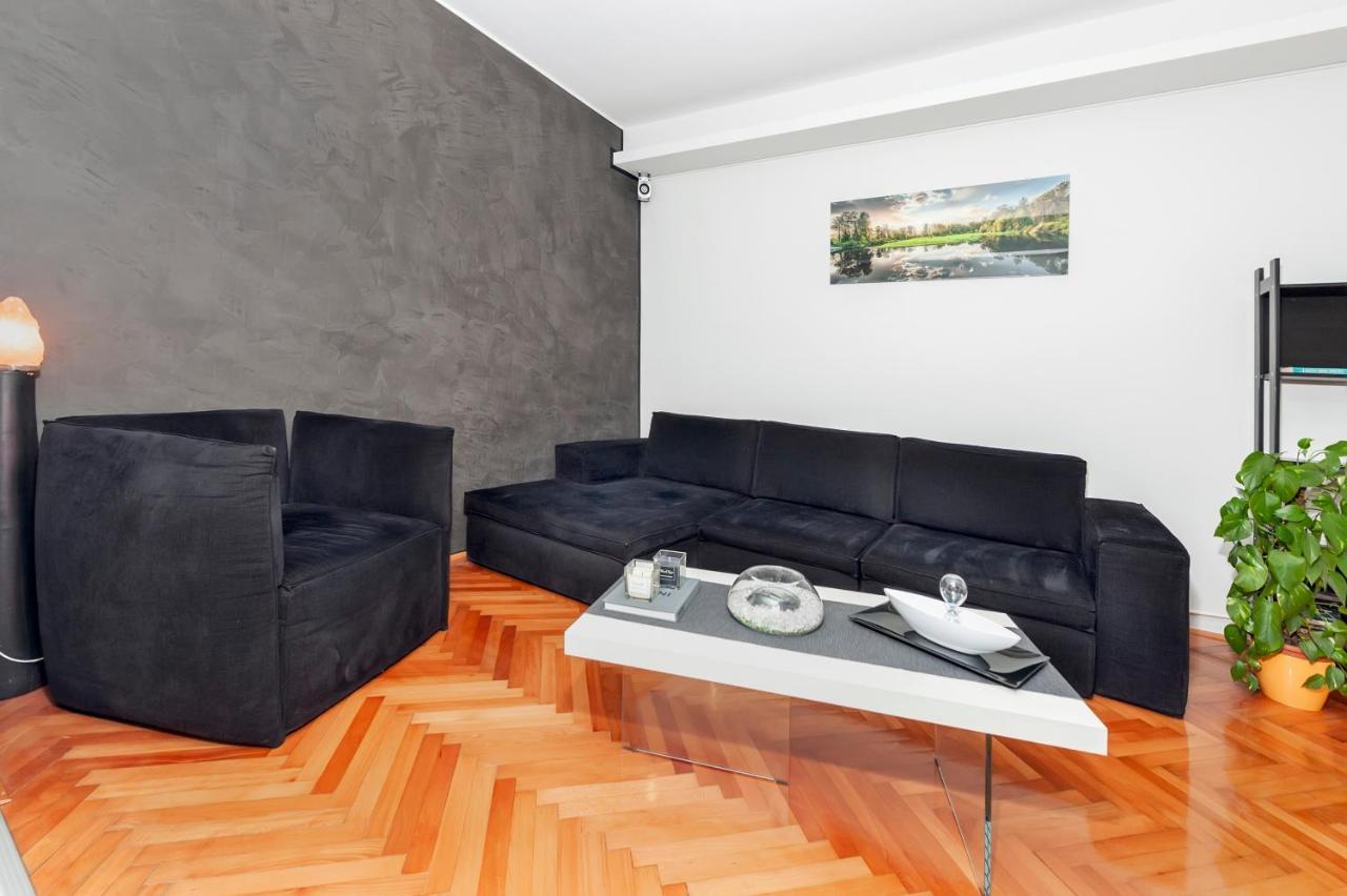 Apartment Cave Rovinj Buitenkant foto